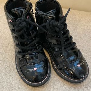 Children’s Place Shiny Black Lace Up/Zipper Combat Boots Cat Toddler 10